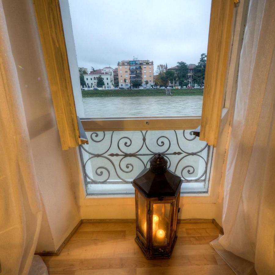 Апартаменты Casa Archi - Vista Sul Fiume Верона Экстерьер фото